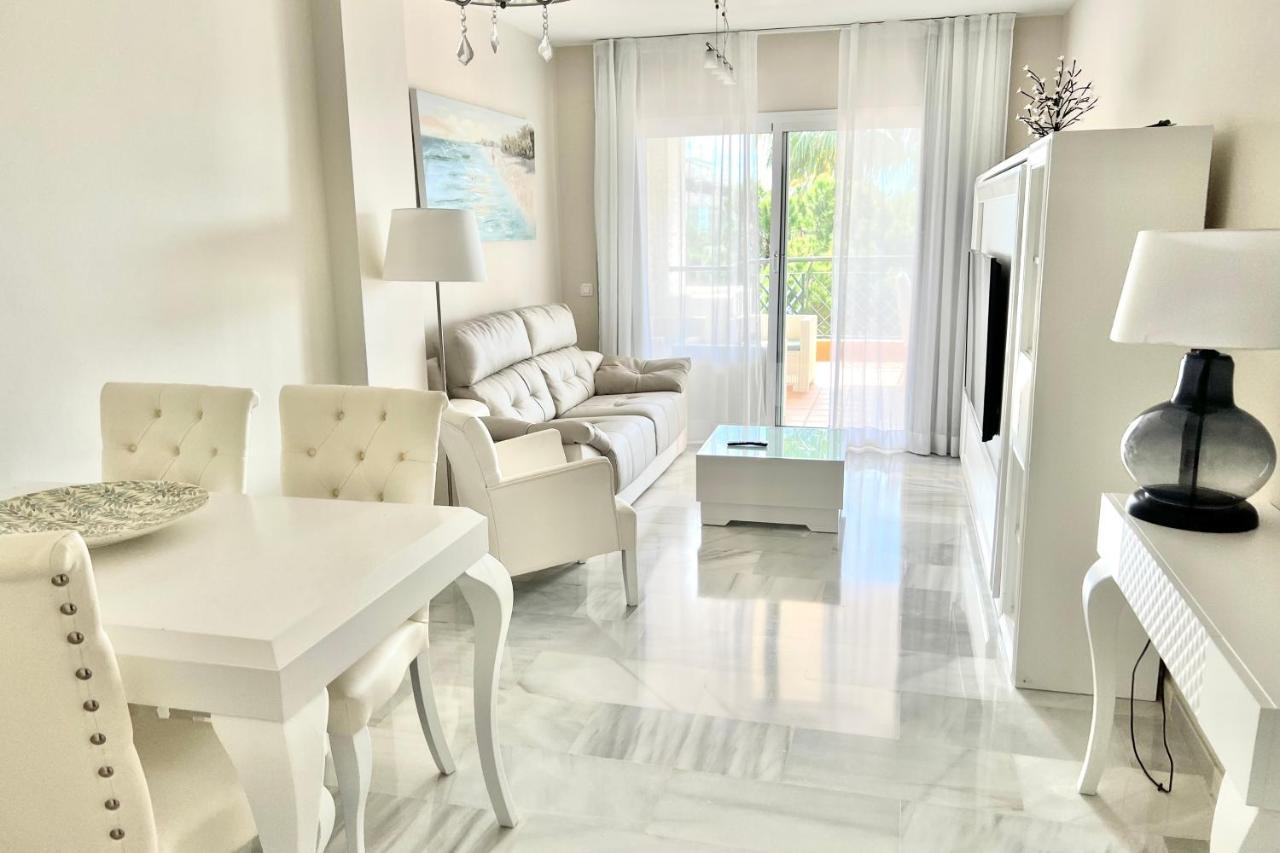 Mi Capricho Beachfront- 9E Apartment With Sea Views - Costa Del Sol Ситио-де-Калаонда Экстерьер фото